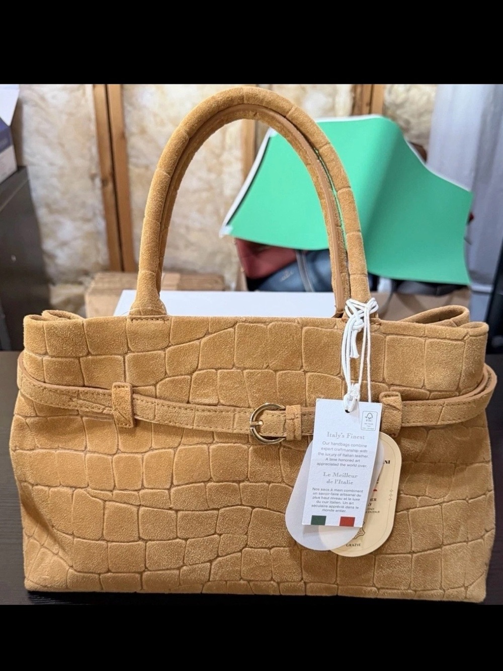 Viola castellani Tan Croc-Embossed Suede Tote Bag - Elegant Everyday Carry